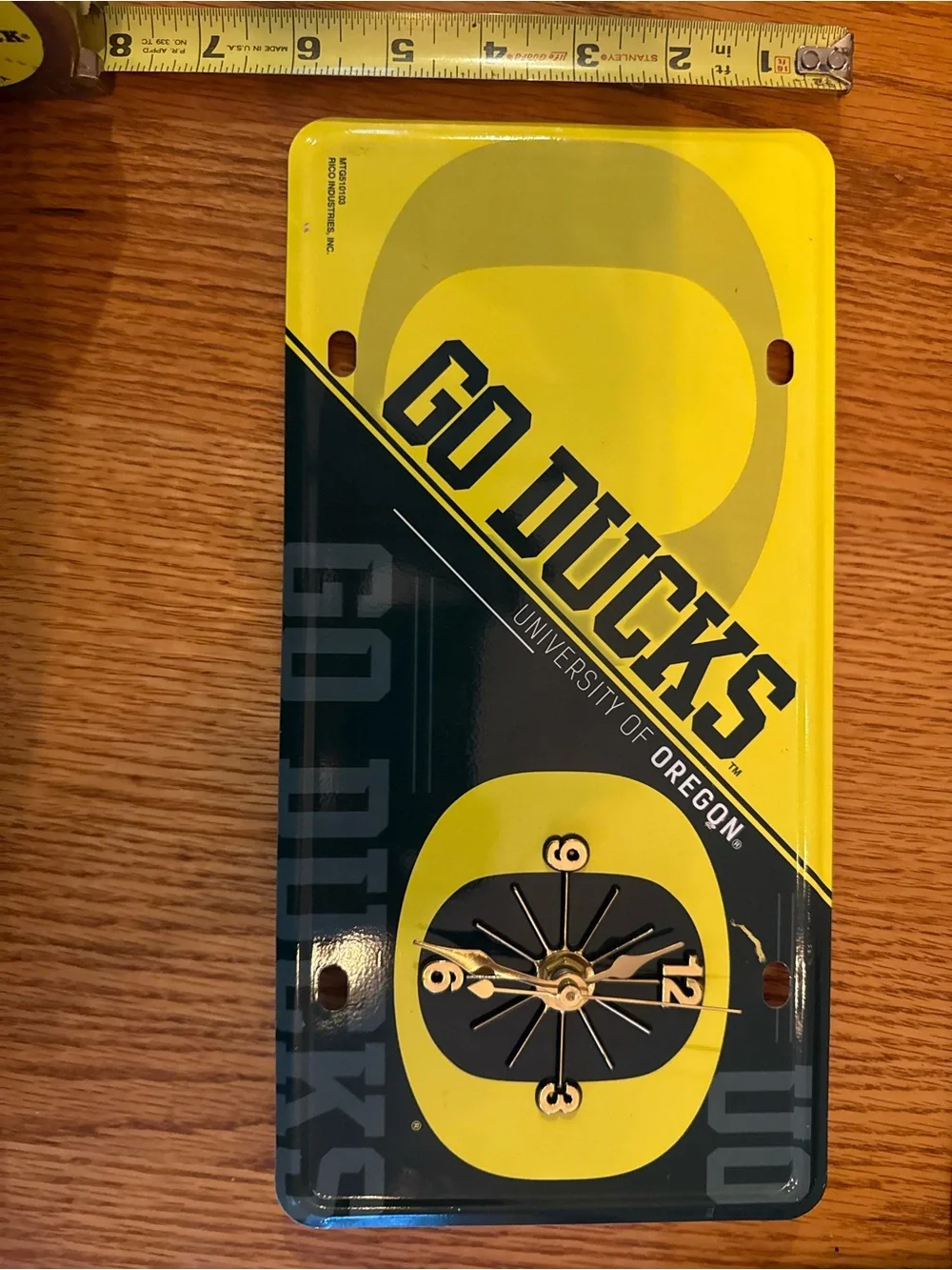 Go Ducks Yellow & Green License Plate Clock Oregon Ducks